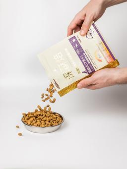 Pieczona karma sucha dla psów seniorów 500 g 8